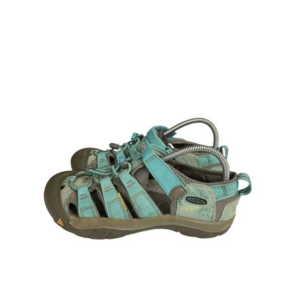 Keen big kids  Size 5 Green  Gray Waterproof Hiking Outdoor Sandals Shoes - Picture 3 of 8